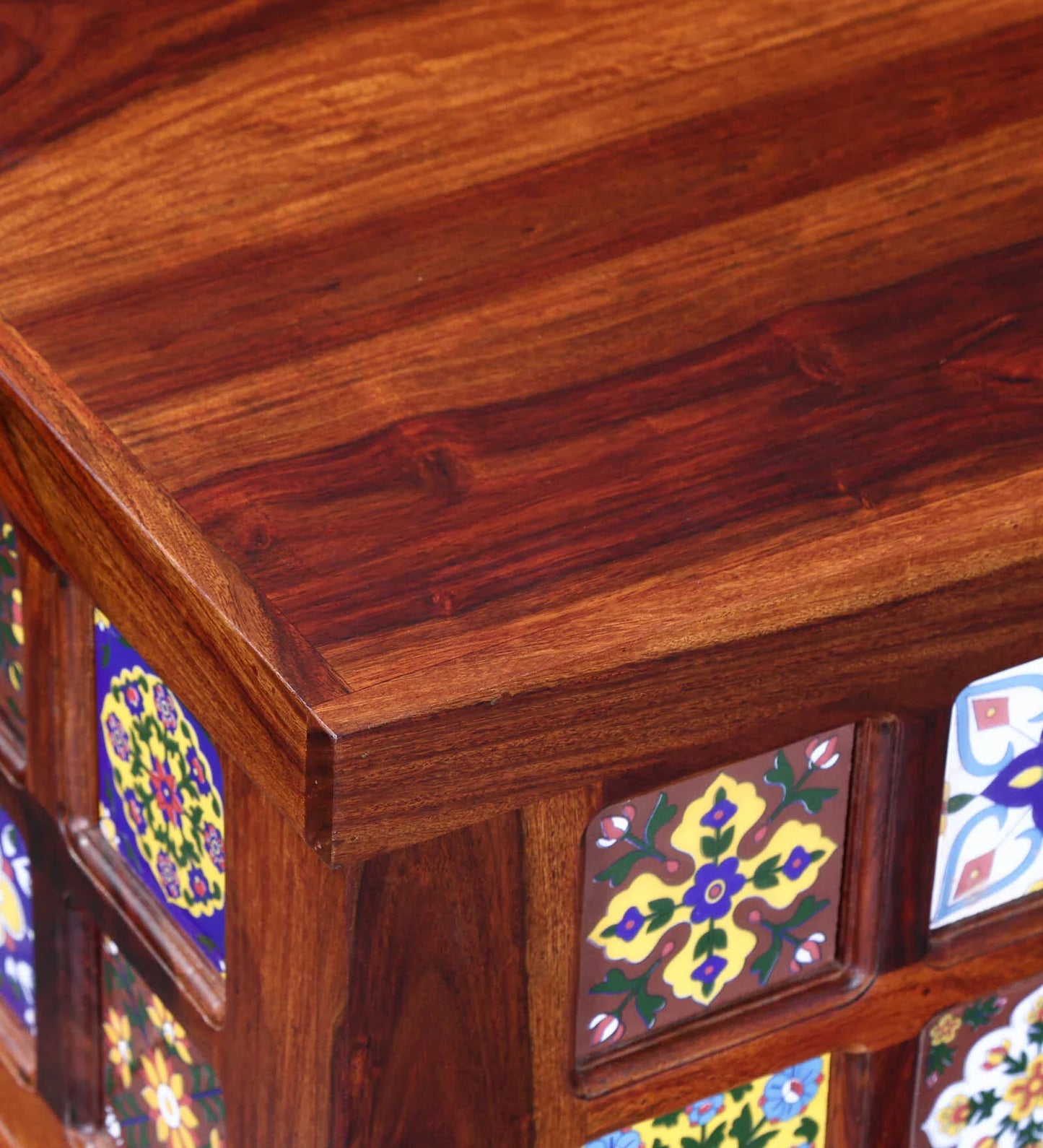 Sheesham Wood Trunk in Honey Oak Finish