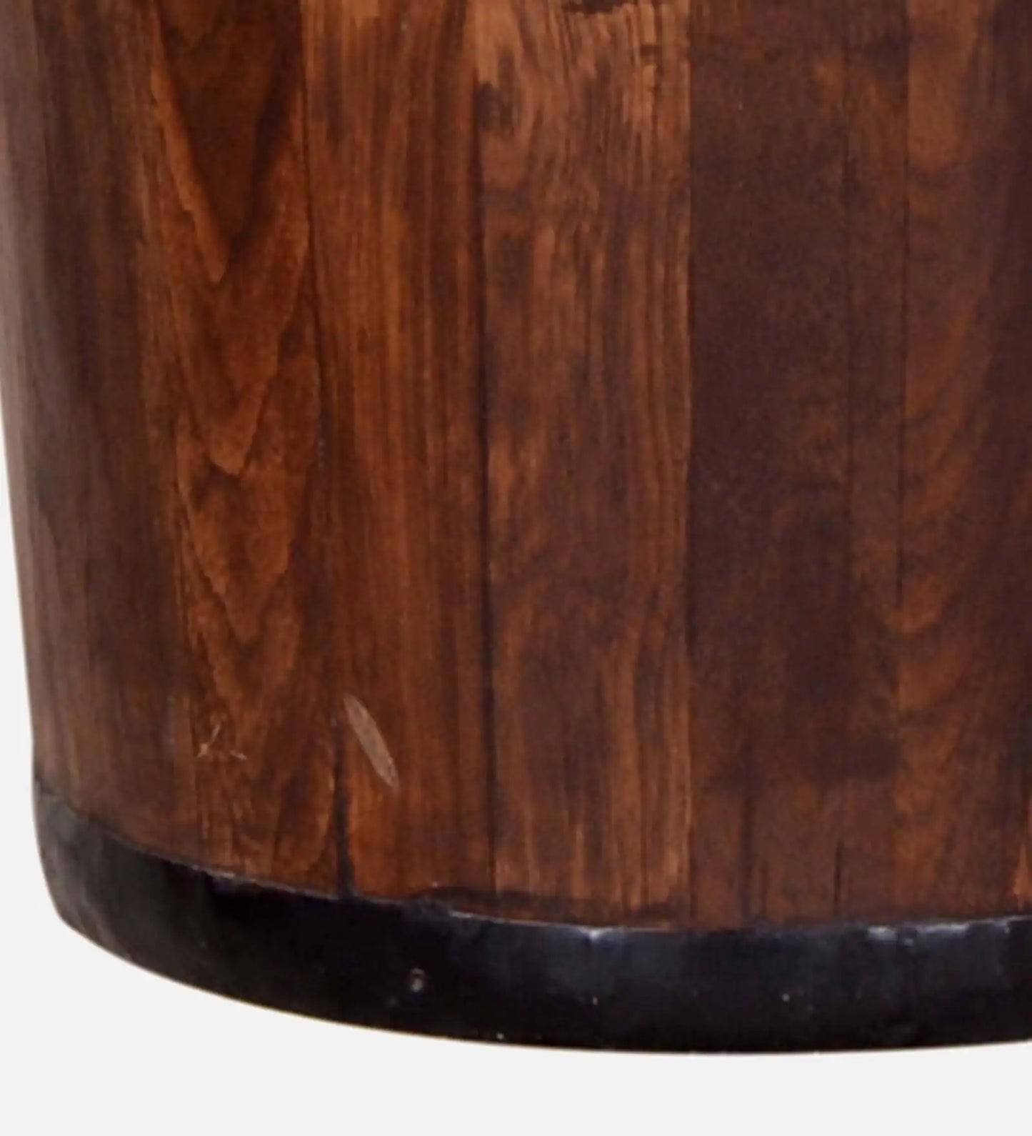 Wood Seating Stool In Scratch Resistant Brown Colour