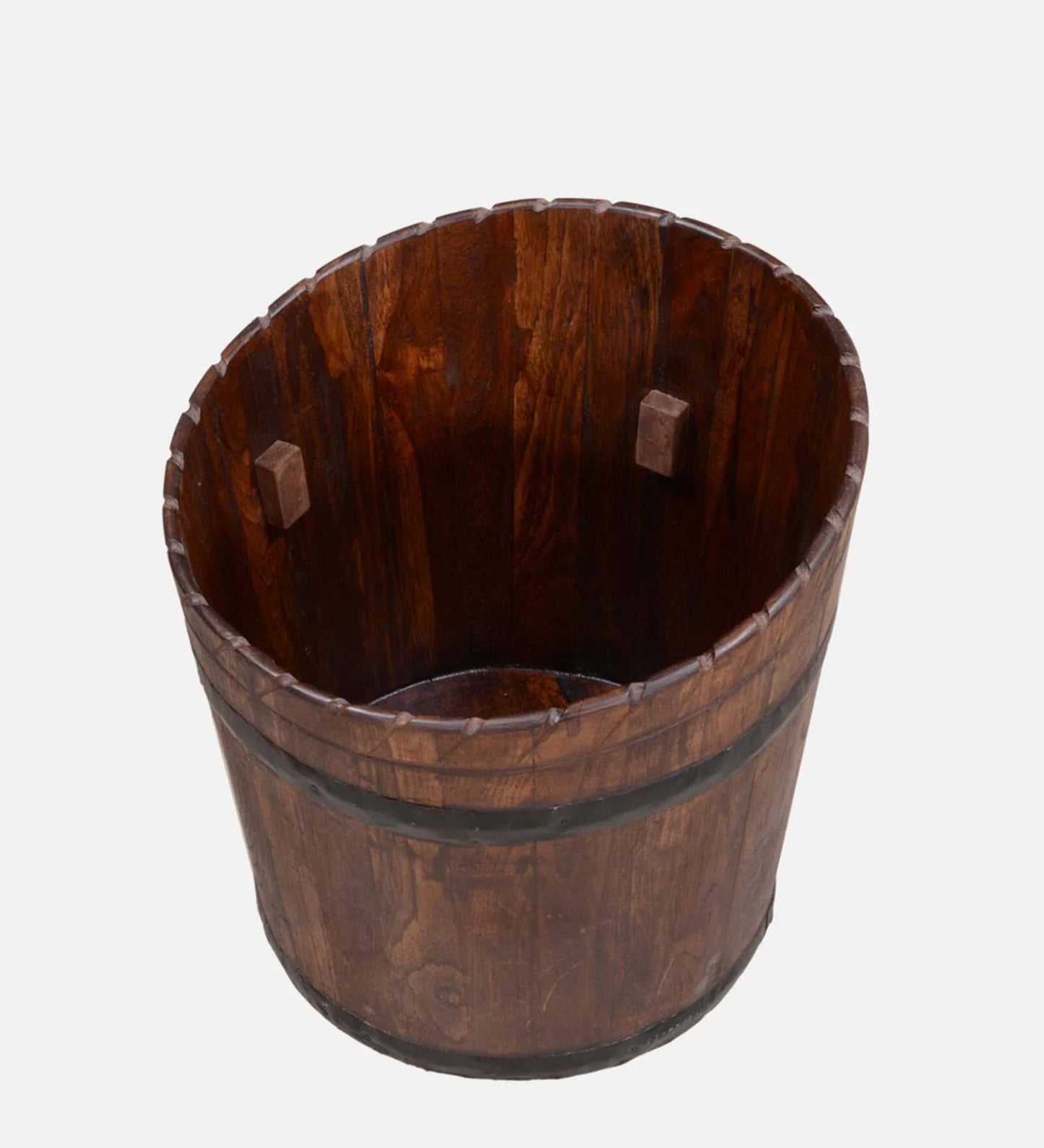 Wood Seating Stool In Scratch Resistant Brown Colour